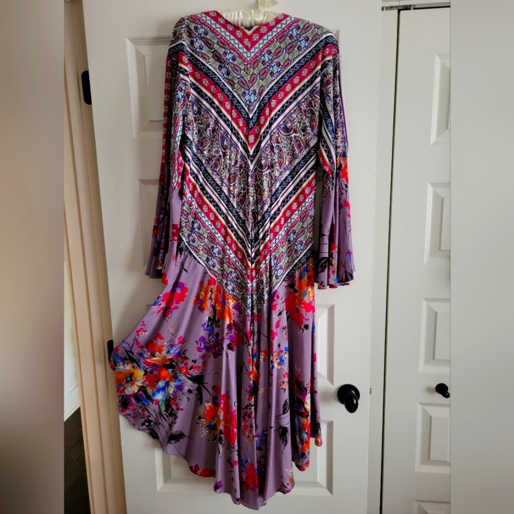 UMGEE Kimono NWOT
